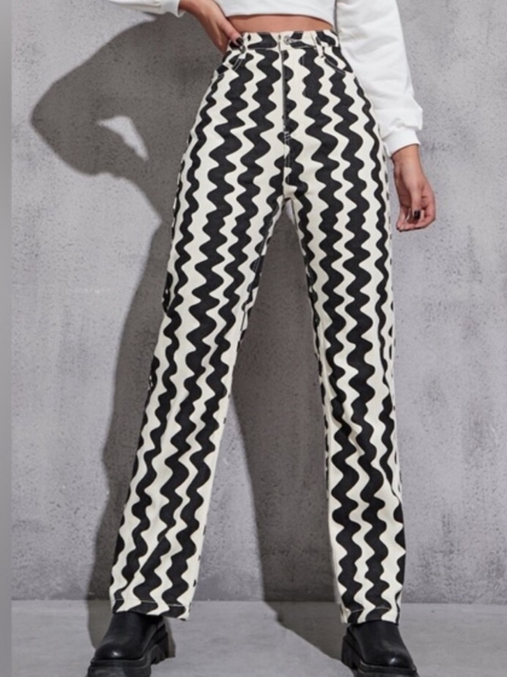 Cider Black & Cream Zigzag Pattern Jeans sz L